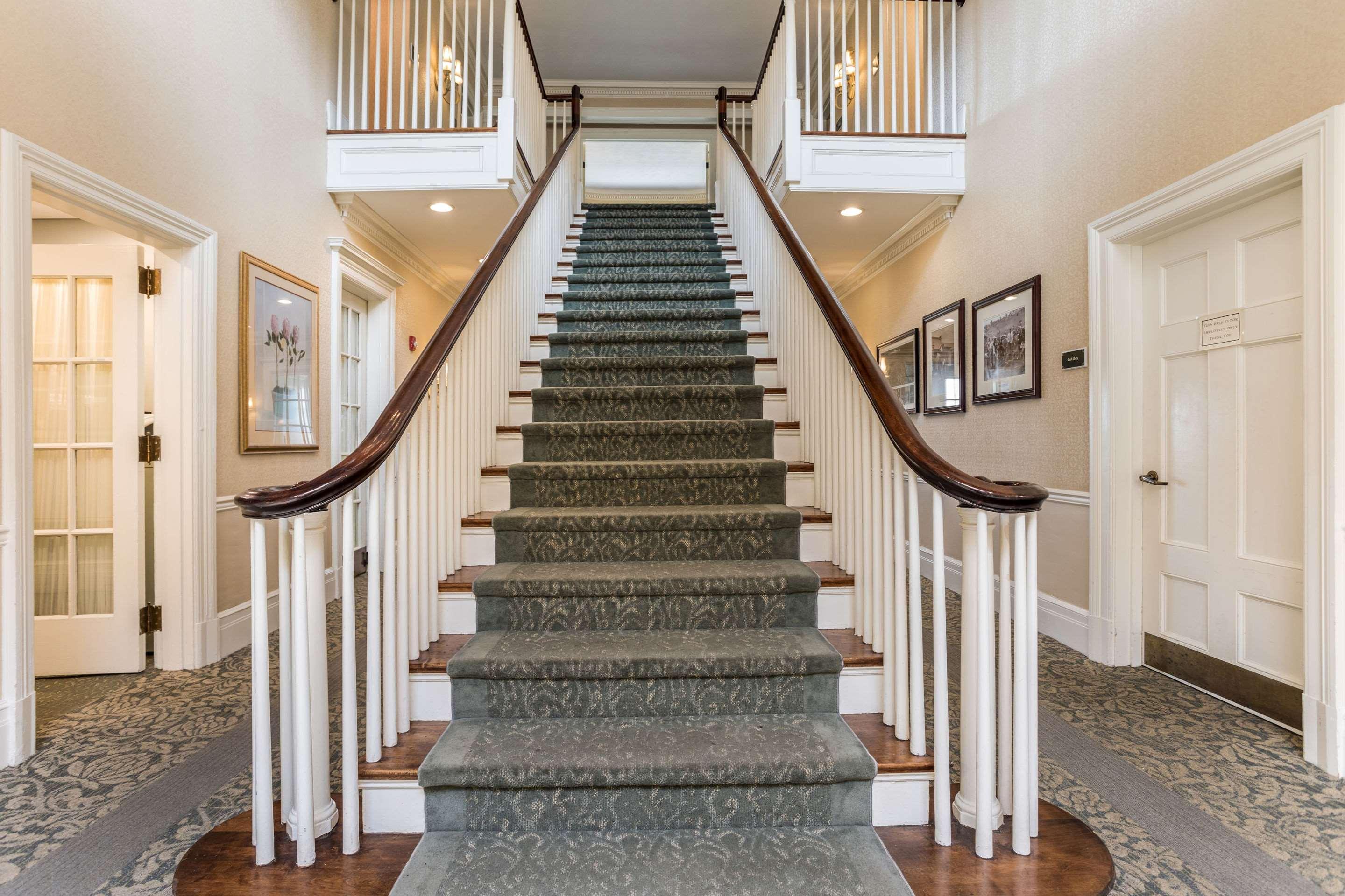 Traditions & Spa, Ascend Collection Johnson City