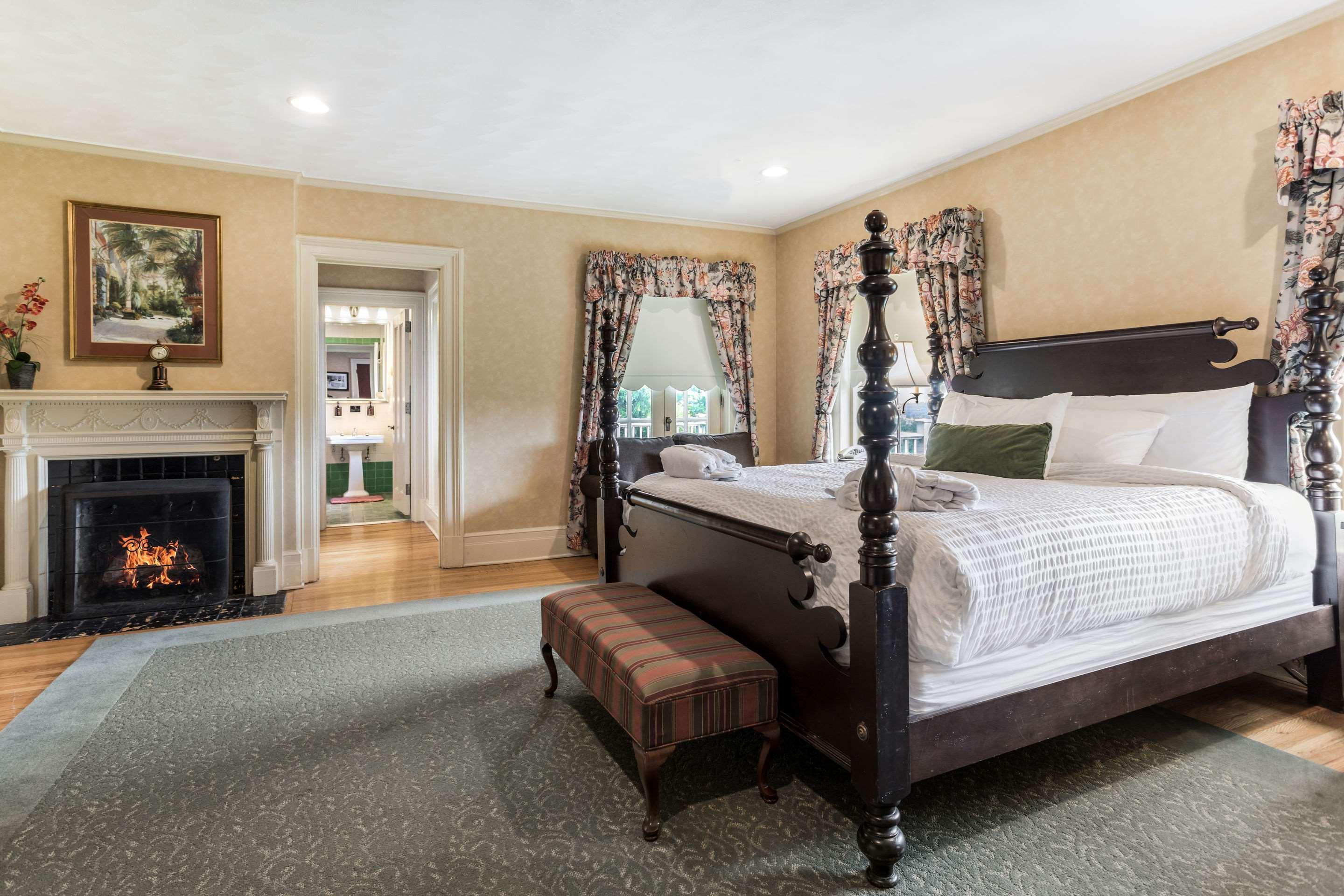 Traditions & Spa, Ascend Collection Hotel Johnson City