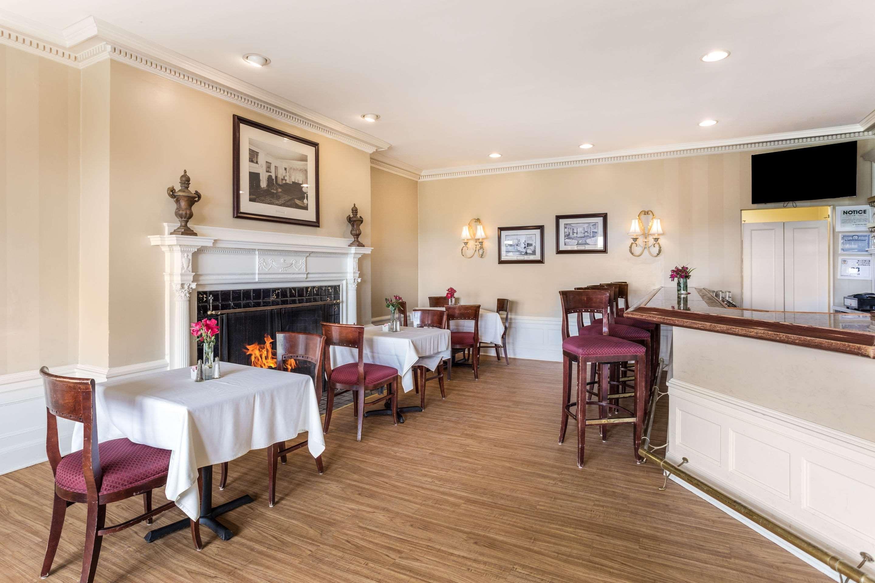 Traditions & Spa, Ascend Collection Johnson City