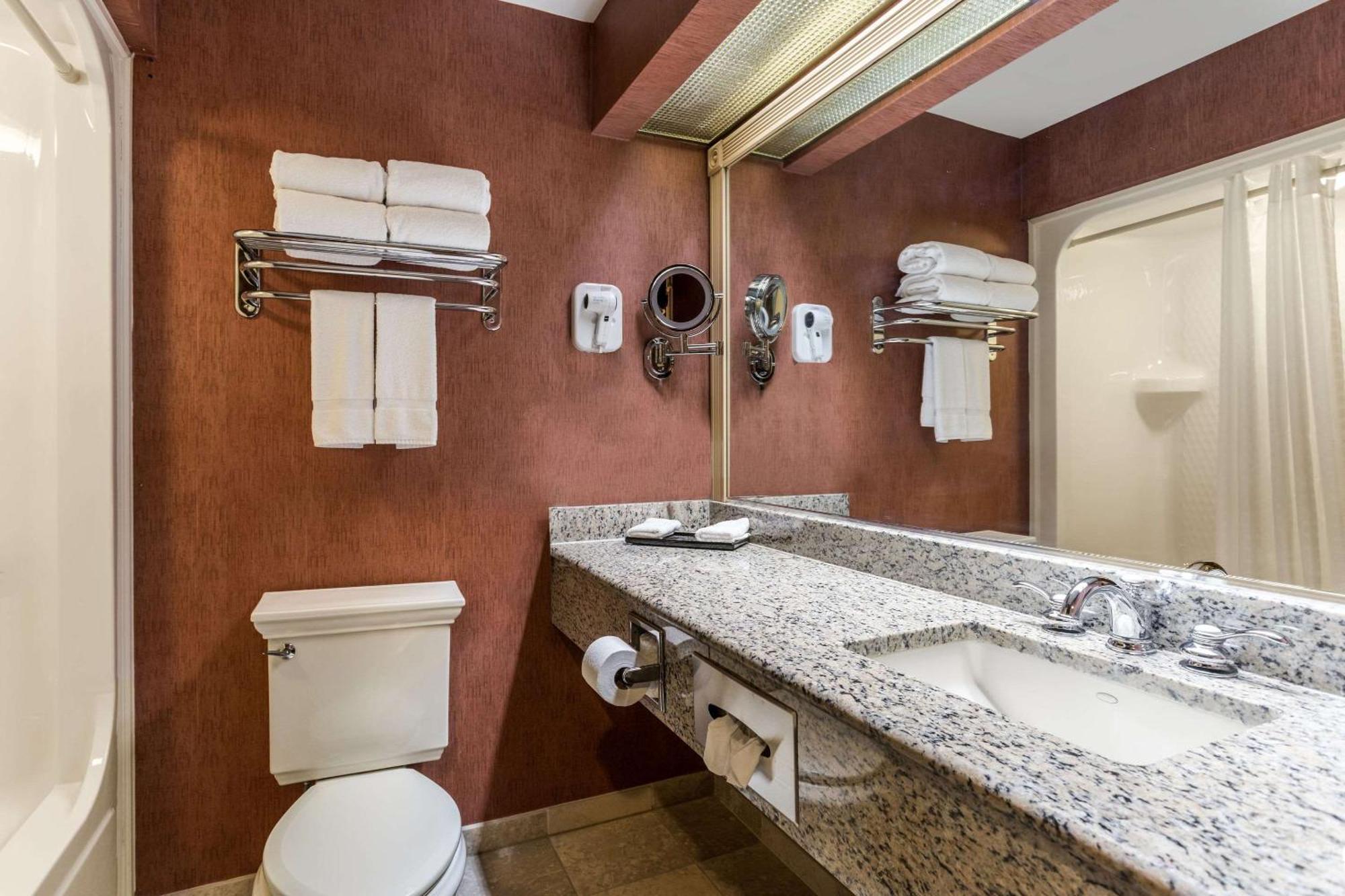 Hotel Traditions & Spa, Ascend Collection 3*