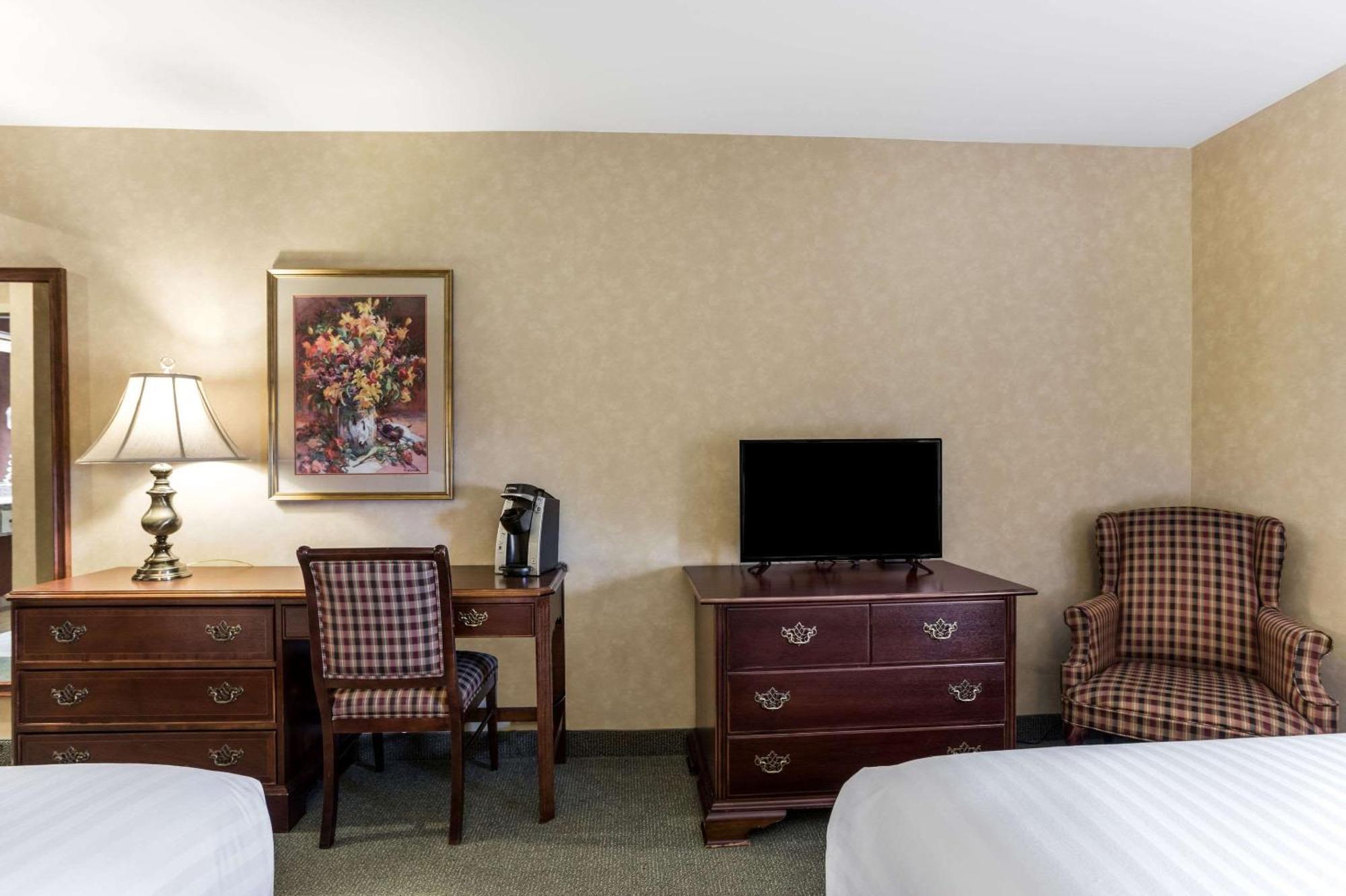 Traditions & Spa, Ascend Collection Hotel Johnson City
